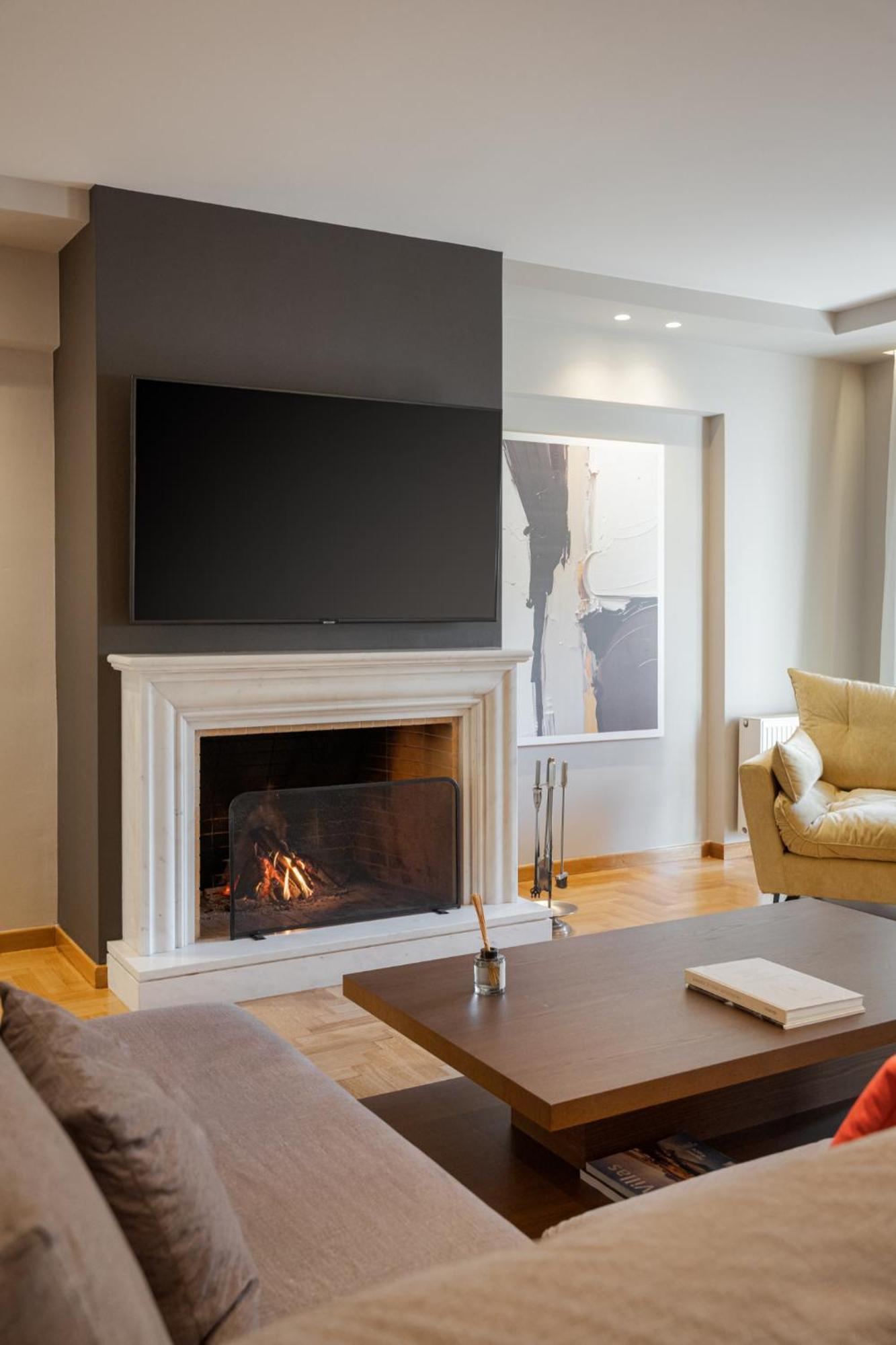 Athenian Grand Riviera Villa Bagian luar foto