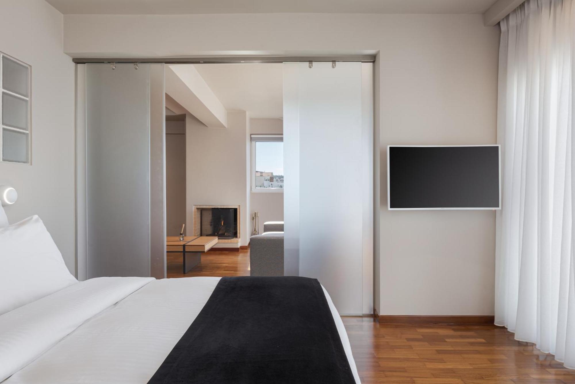 Athenian Grand Riviera Villa Bagian luar foto